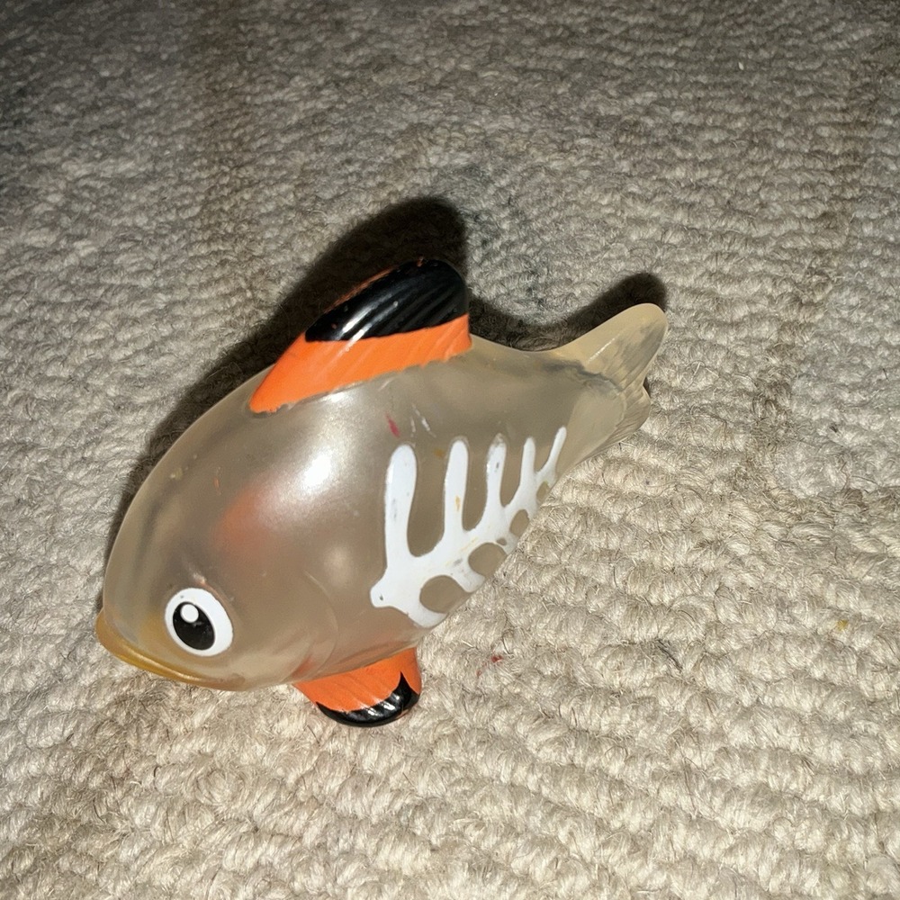 Fisher Price Little People Alphabet ZOO Letter X Ray Fish Replacement Animal